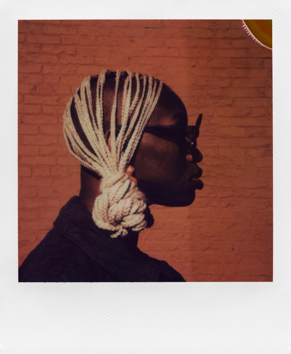 Polaroid I-2 Instant Camera - Image 2
